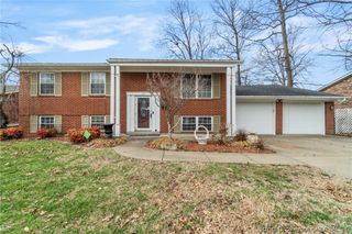 925 Redwood Drive, Clarksville, IN 47129