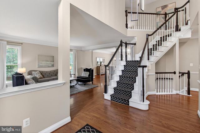 5841 SADDLE DOWNS PL, Centreville, VA 20120