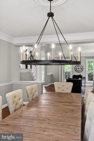 5841 SADDLE DOWNS PL, Centreville, VA 20120