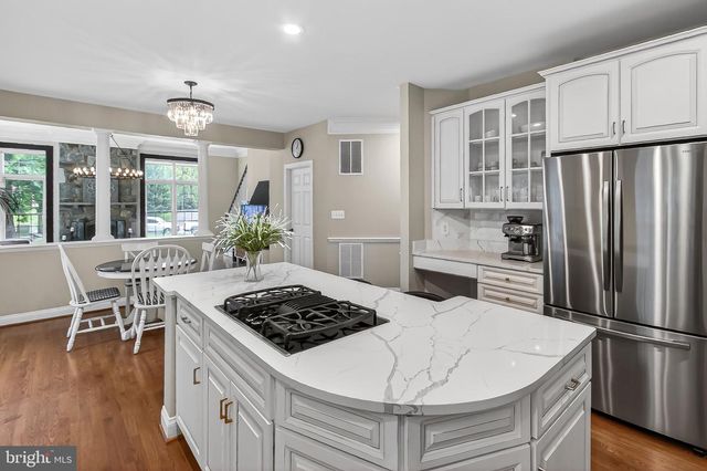 5841 SADDLE DOWNS PL, Centreville, VA 20120