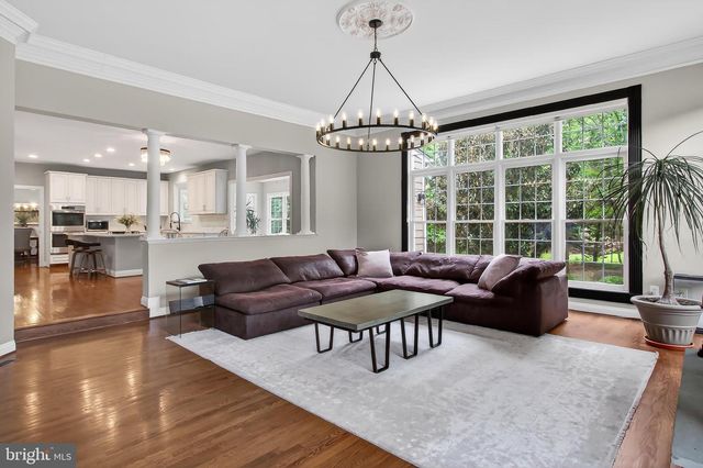 5841 SADDLE DOWNS PL, Centreville, VA 20120