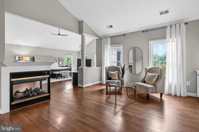 5841 SADDLE DOWNS PL, Centreville, VA 20120