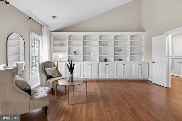 5841 SADDLE DOWNS PL, Centreville, VA 20120