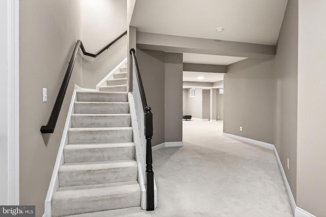 5841 SADDLE DOWNS PL, Centreville, VA 20120