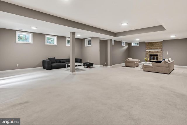 5841 SADDLE DOWNS PL, Centreville, VA 20120