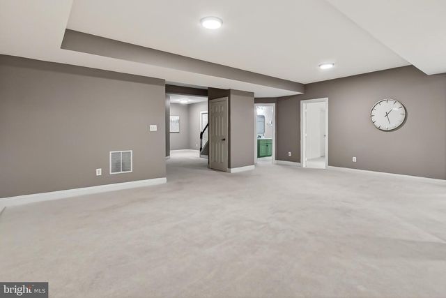 5841 SADDLE DOWNS PL, Centreville, VA 20120