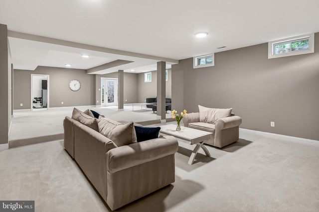 5841 SADDLE DOWNS PL, Centreville, VA 20120