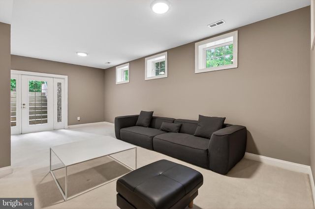 5841 SADDLE DOWNS PL, Centreville, VA 20120