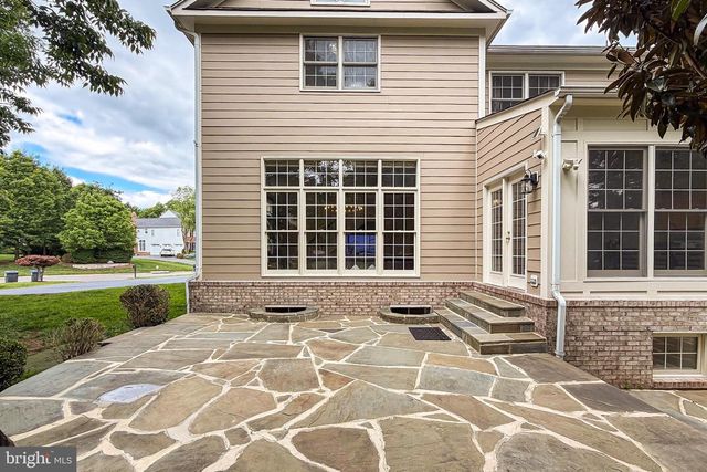 5841 SADDLE DOWNS PL, Centreville, VA 20120