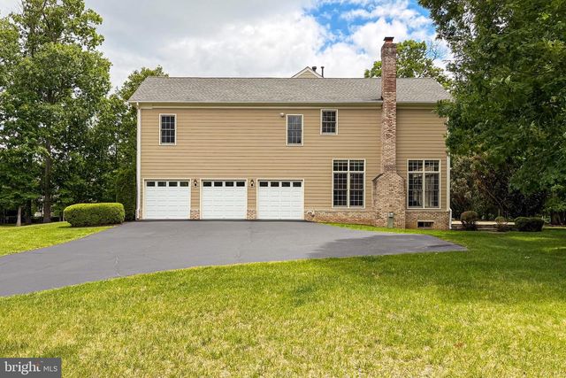 5841 SADDLE DOWNS PL, Centreville, VA 20120
