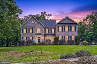 5841 SADDLE DOWNS PL, Centreville, VA 20120