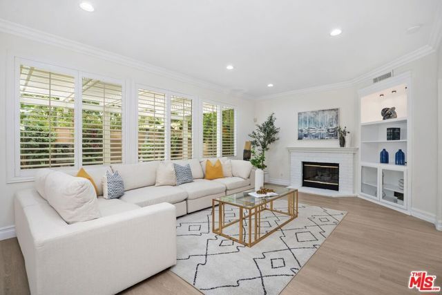 17 Mount Vernon, Irvine, CA 92620