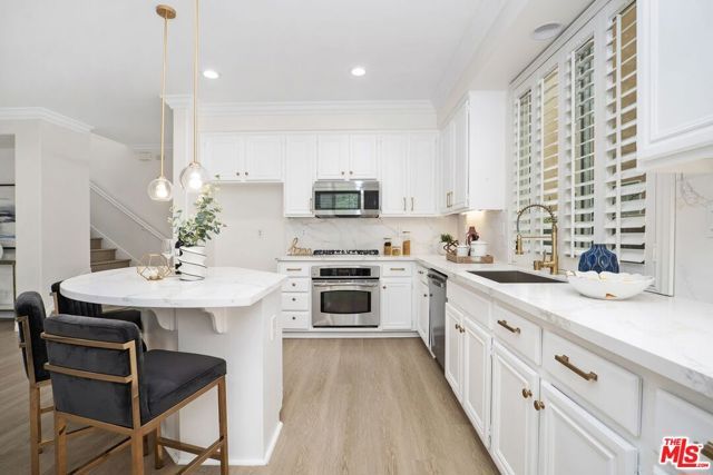 17 Mount Vernon, Irvine, CA 92620