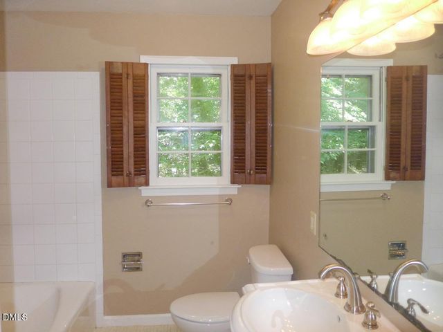 321 Glendale Drive, Chapel Hill, NC 27514