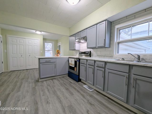 206 S Elm Street, Pioneer, OH 43554