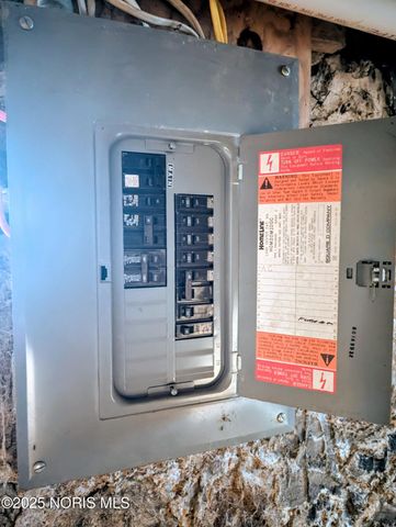 206 S Elm Street, Pioneer, OH 43554