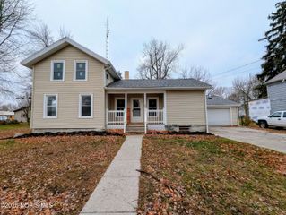 206 S Elm Street, Pioneer, OH 43554