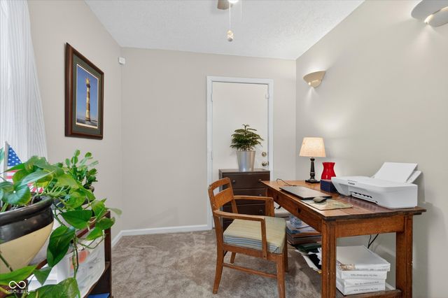 306 S 8th Avenue, Beech Grove, IN 46107