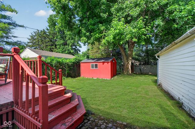 306 S 8th Avenue, Beech Grove, IN 46107