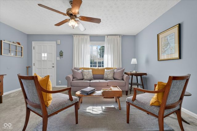 306 S 8th Avenue, Beech Grove, IN 46107