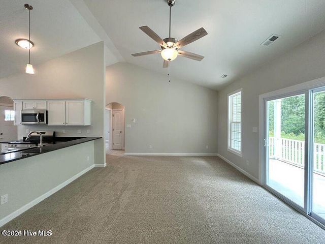 4060 Hunters Trail, Jacksonville, NC 28546