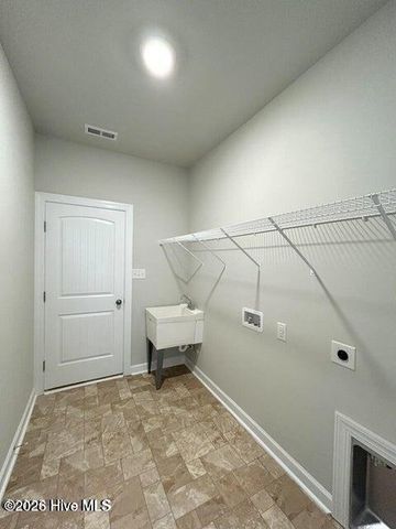 4060 Hunters Trail, Jacksonville, NC 28546