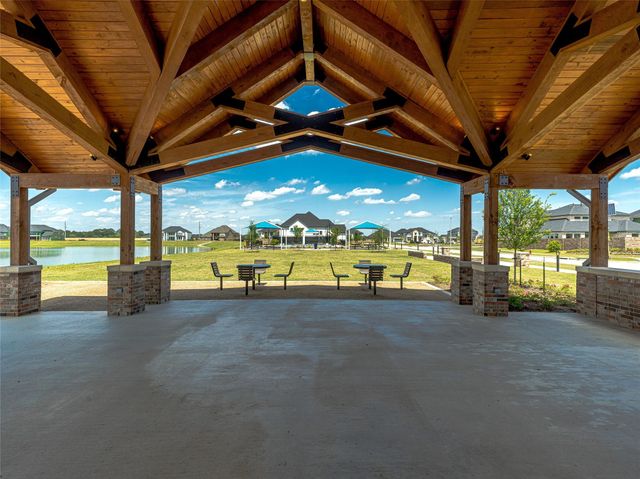 1673 Birch Lake Bend, Friendswood, TX 77546