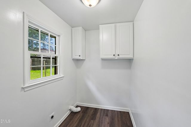 7724 Roberts Road, Wendell, NC 27591