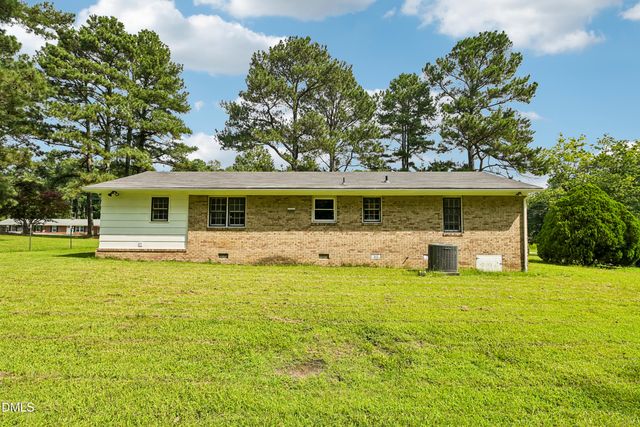 7724 Roberts Road, Wendell, NC 27591