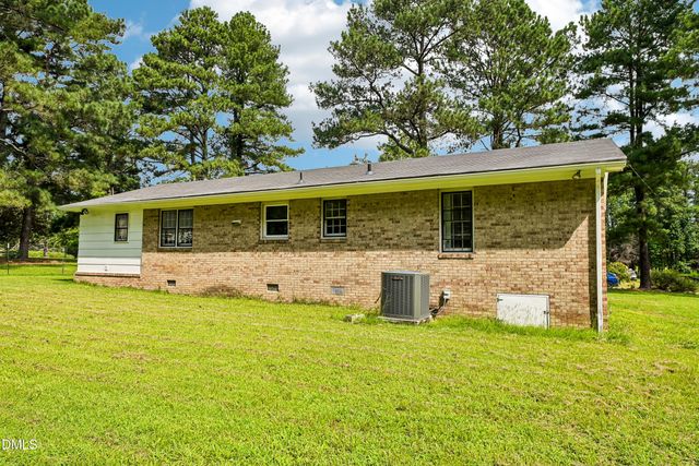 7724 Roberts Road, Wendell, NC 27591