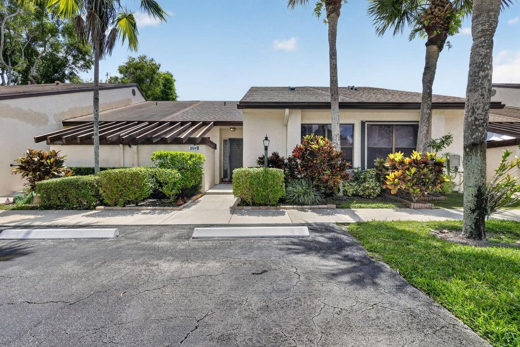 3924 San Anselmo Drive B, Lake Worth, FL 33467