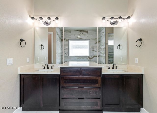 6420 CADENCE RIVER Drive, El Paso, TX 79932