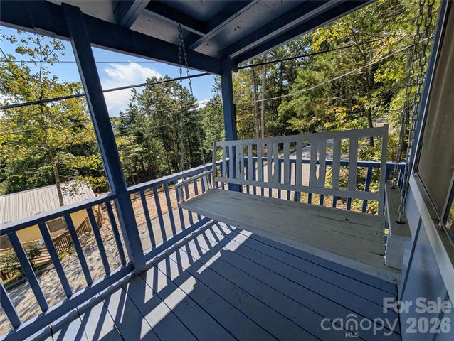 260 Oak Ridge Road, Hendersonville, NC 28792