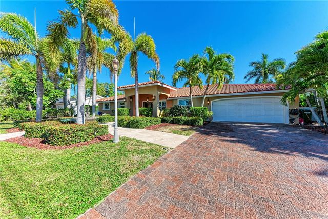 608 HAMPSHIRE LANE, Holmes Beach, FL 34217