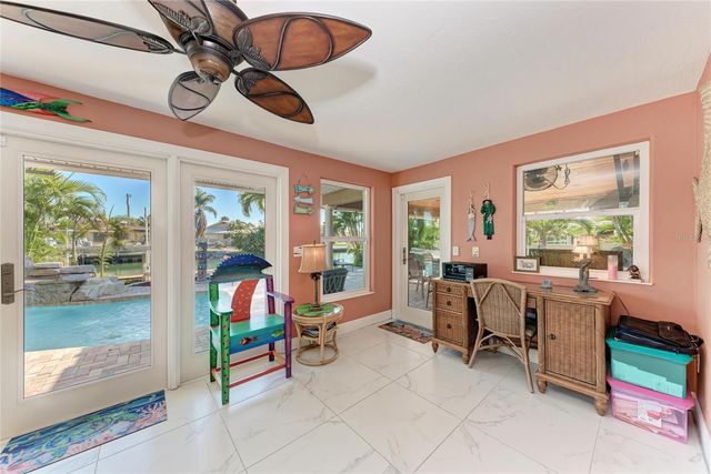 608 HAMPSHIRE LANE, Holmes Beach, FL 34217