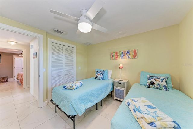 608 HAMPSHIRE LANE, Holmes Beach, FL 34217