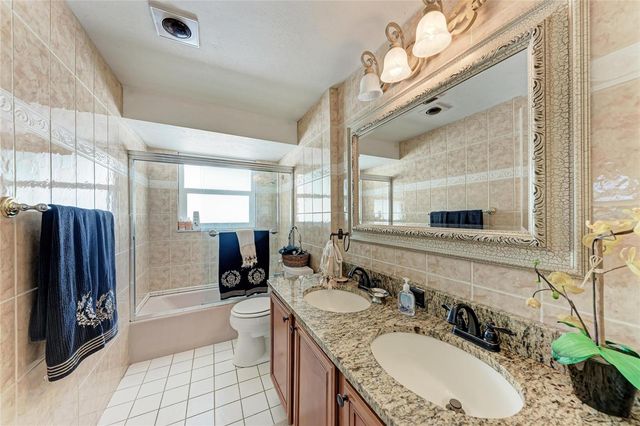 608 HAMPSHIRE LANE, Holmes Beach, FL 34217