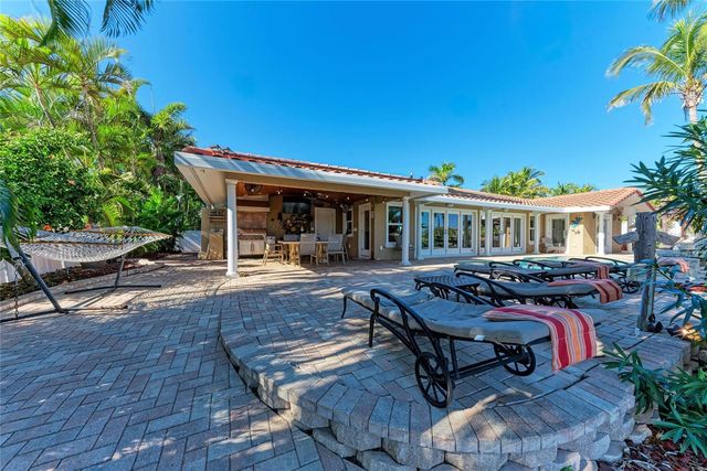 608 HAMPSHIRE LANE, Holmes Beach, FL 34217