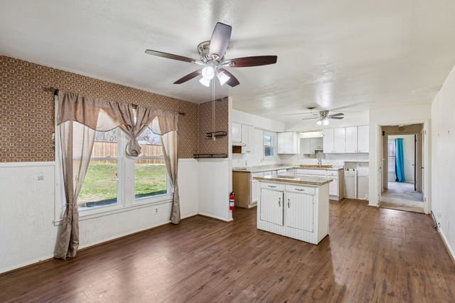 6233 Windermere Place, Fort Worth, TX 76112