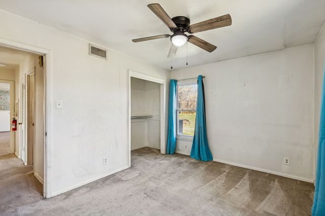 6233 Windermere Place, Fort Worth, TX 76112