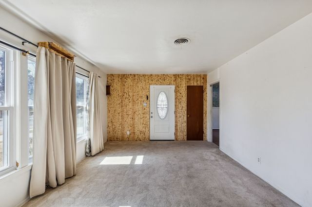 6233 Windermere Place, Fort Worth, TX 76112