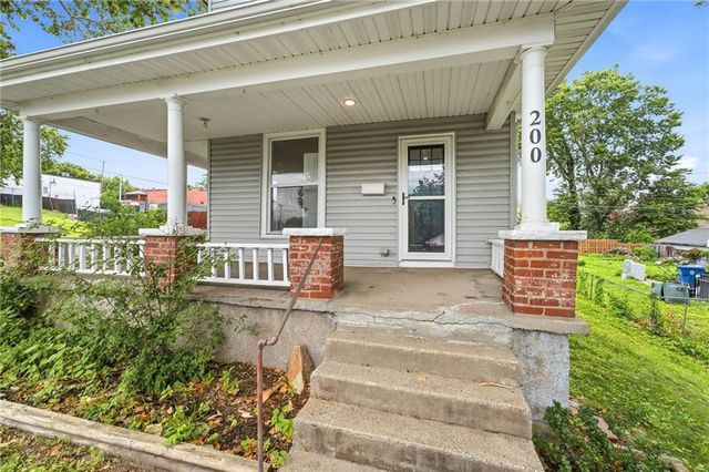 200 N 16th Street, Kansas City, KS 66102