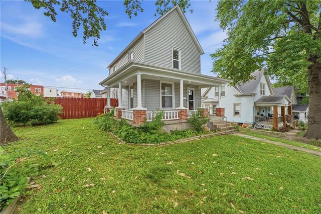 200 N 16th Street, Kansas City, KS 66102