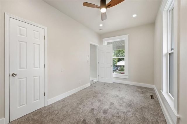 200 N 16th Street, Kansas City, KS 66102
