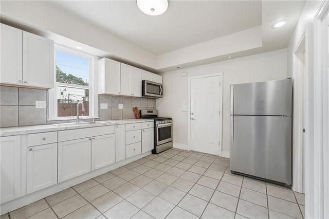 200 N 16th Street, Kansas City, KS 66102