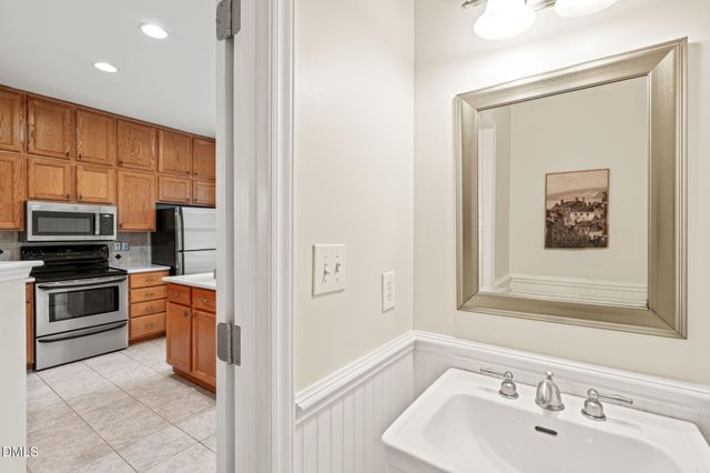 240 Standish Drive, Chapel Hill, NC 27517