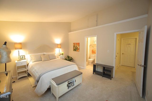 240 Standish Drive, Chapel Hill, NC 27517