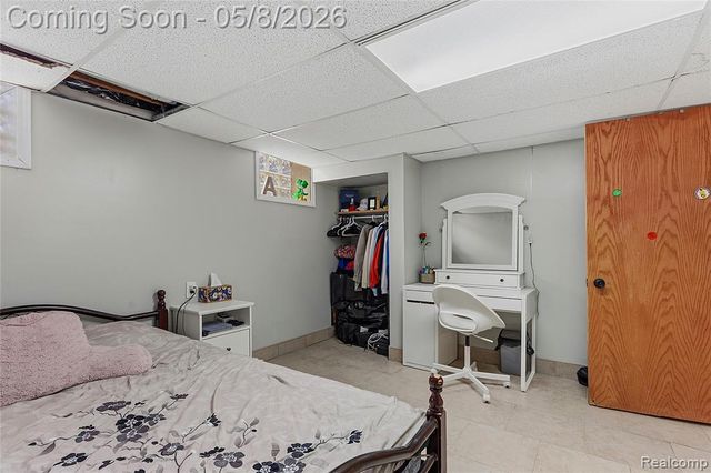 7271 Lucerne Street, Dearborn Heights, MI 48127