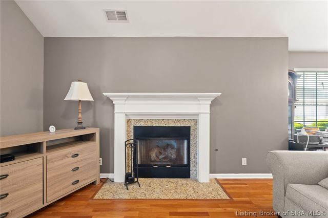 2414 Magnolia Court, Clarksville, IN 47129