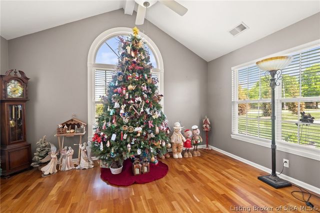 2414 Magnolia Court, Clarksville, IN 47129
